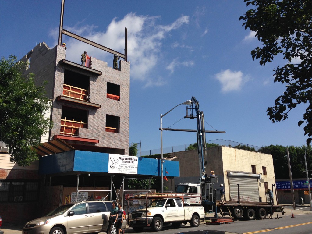 We spotted at least five hazards in a panoramic snapshot of the construction zone. How many do you count?