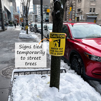 Temporary signs for falling ice and snow